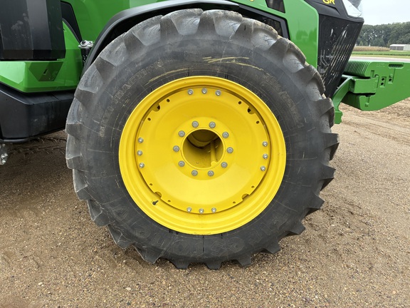 2025 John Deere 8R 370 - Photo13