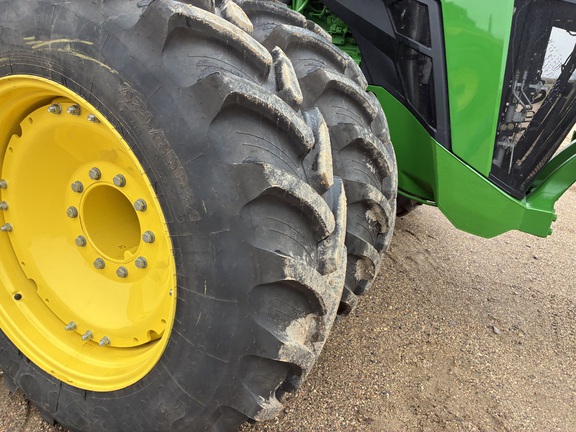 2025 John Deere 8R 370 - Photo15