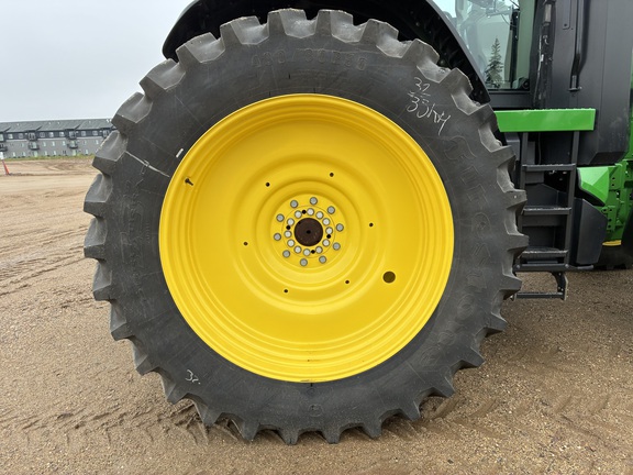 2025 John Deere 8R 370 - Photo17