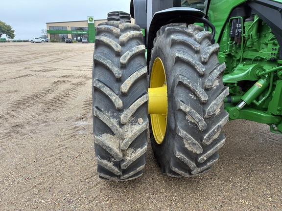 2025 John Deere 8R 370 - Photo16