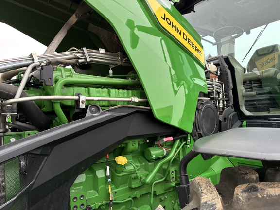 2025 John Deere 8R 370 - Photo30
