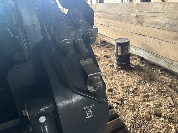 2018 New Holland C232