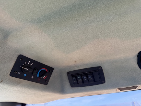 2013 Hagie STS14 - Photo44