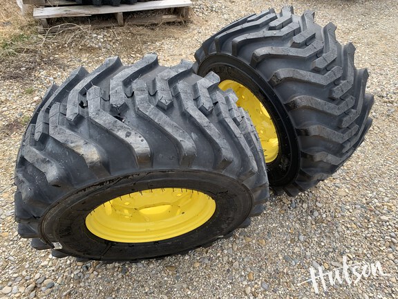 Photo of Carlisle 23x12.00-12