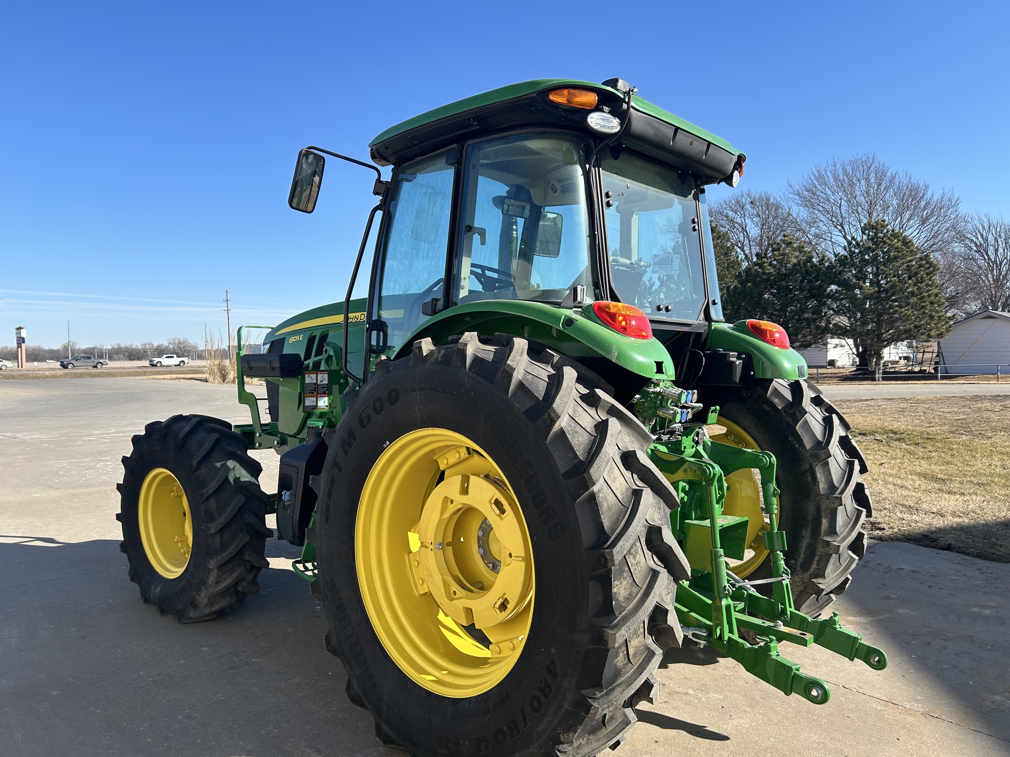  2023 John Deere 6105E at Heritage Tractor in Topeka, KS