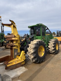2023 John Deere 843L II