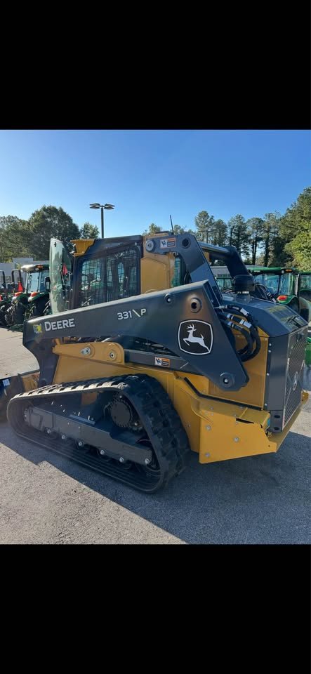 John Deere 331 P Image 3