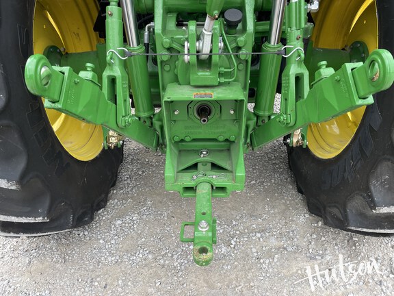 Photo of 2025 John Deere 6135E