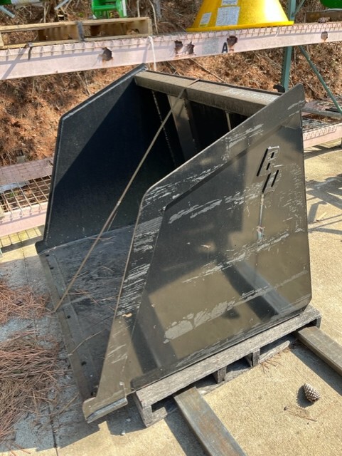 Blue Diamond DINGO BUCKET