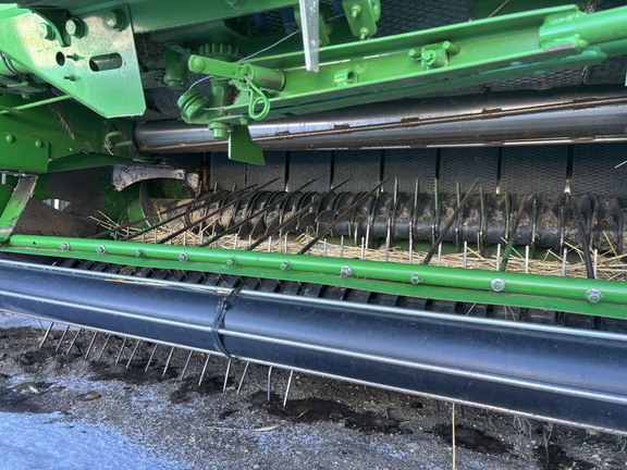 Used 2018 John Deere 560M Round Balers at Horizon Ag & Turf in Lloydminster, AB - Photo10