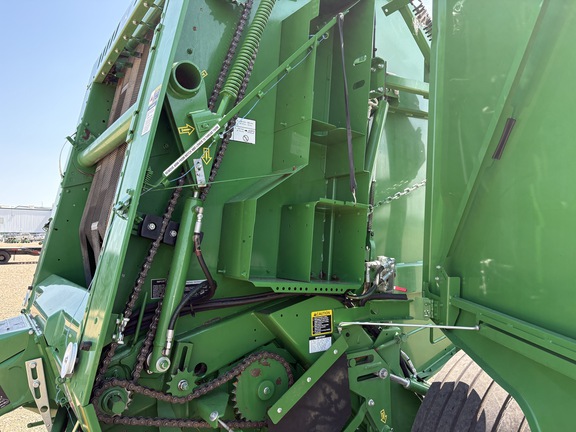 Used 2018 John Deere 560M Round Balers at Horizon Ag & Turf in Lloydminster, AB - Photo10