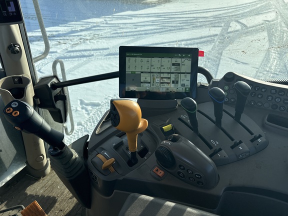 Used 2024 John Deere 6R 145 Row Crop Tractors at Horizon Ag & Turf in Lloydminster, AB - Photo18