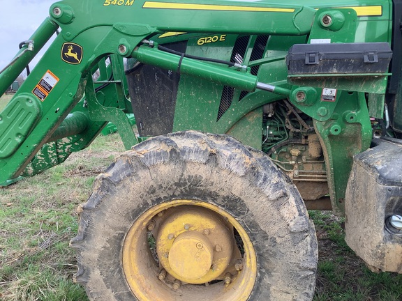 Photo of 2020 John Deere 6120E