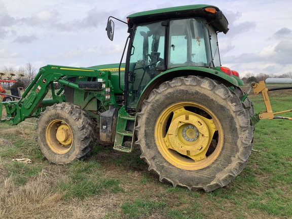 Photo of 2020 John Deere 6120E