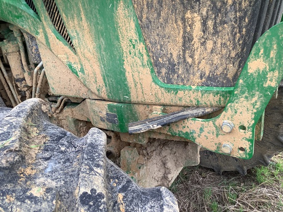 Photo of 2020 John Deere 6120E