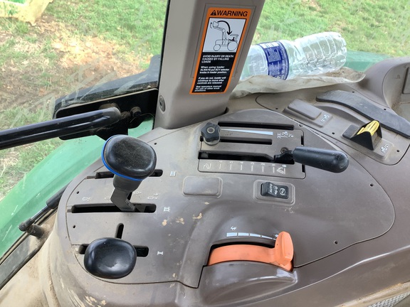 Photo of 2020 John Deere 6120E