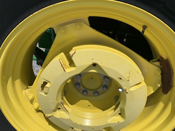 Photo of 2020 John Deere 6120E