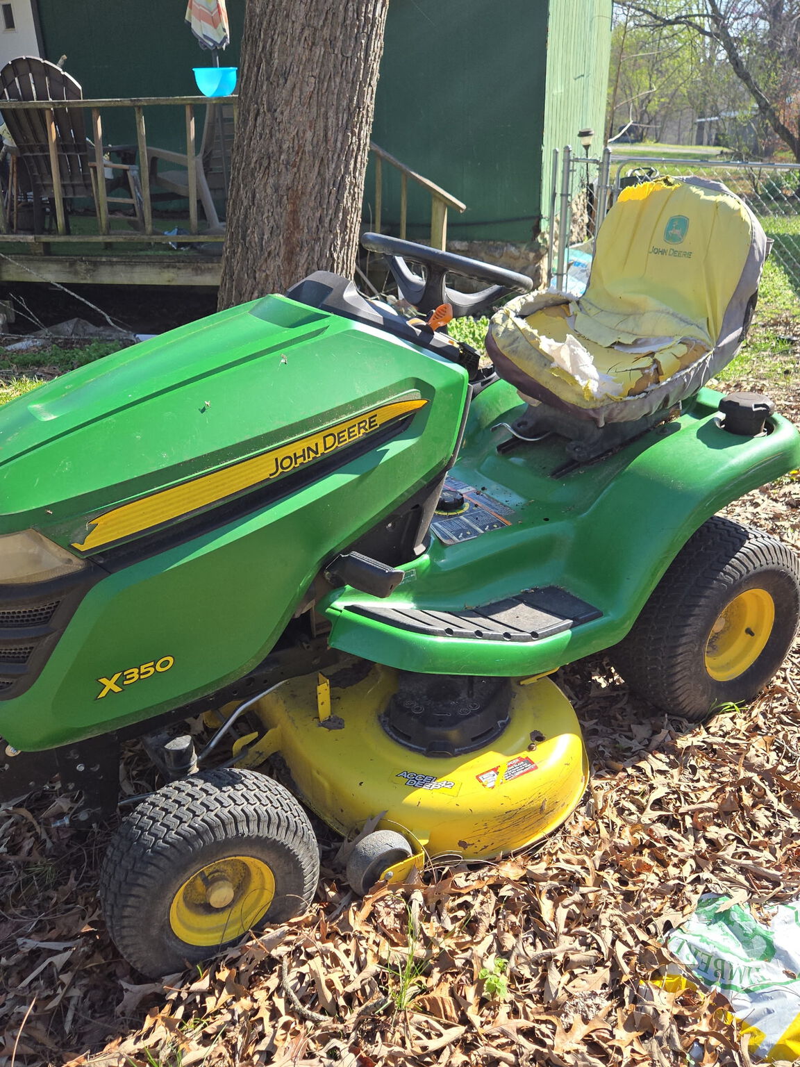  2018 John Deere X350 at Heritage Tractor in Harrison, AR