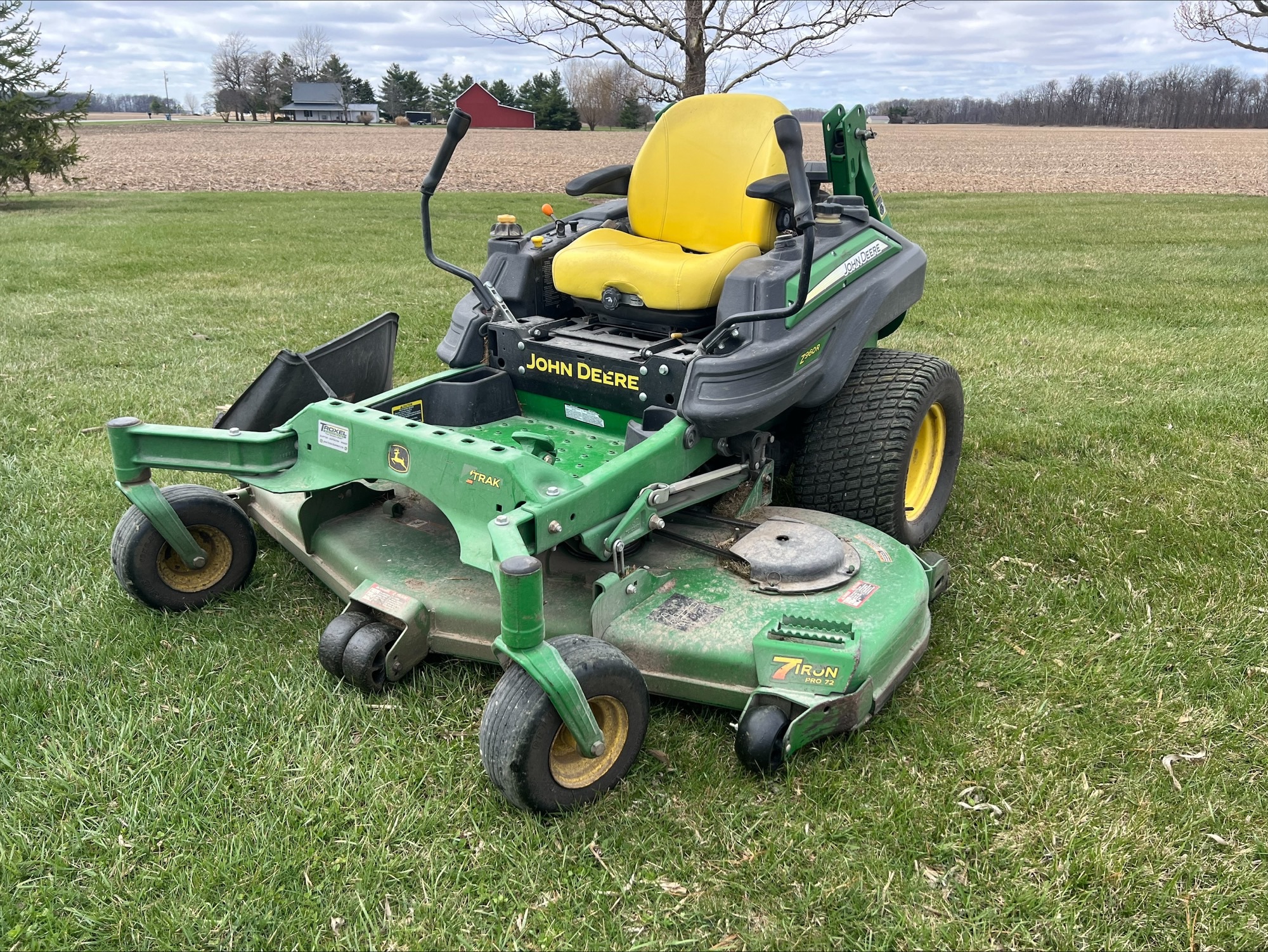 2014 John Deere Z960R Image 2