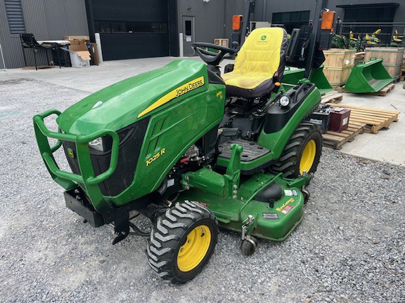 Photo of 2018 John Deere 1025R