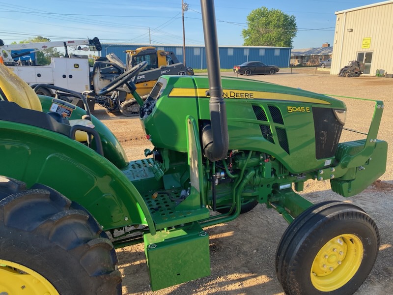 2022 John Deere 5045E