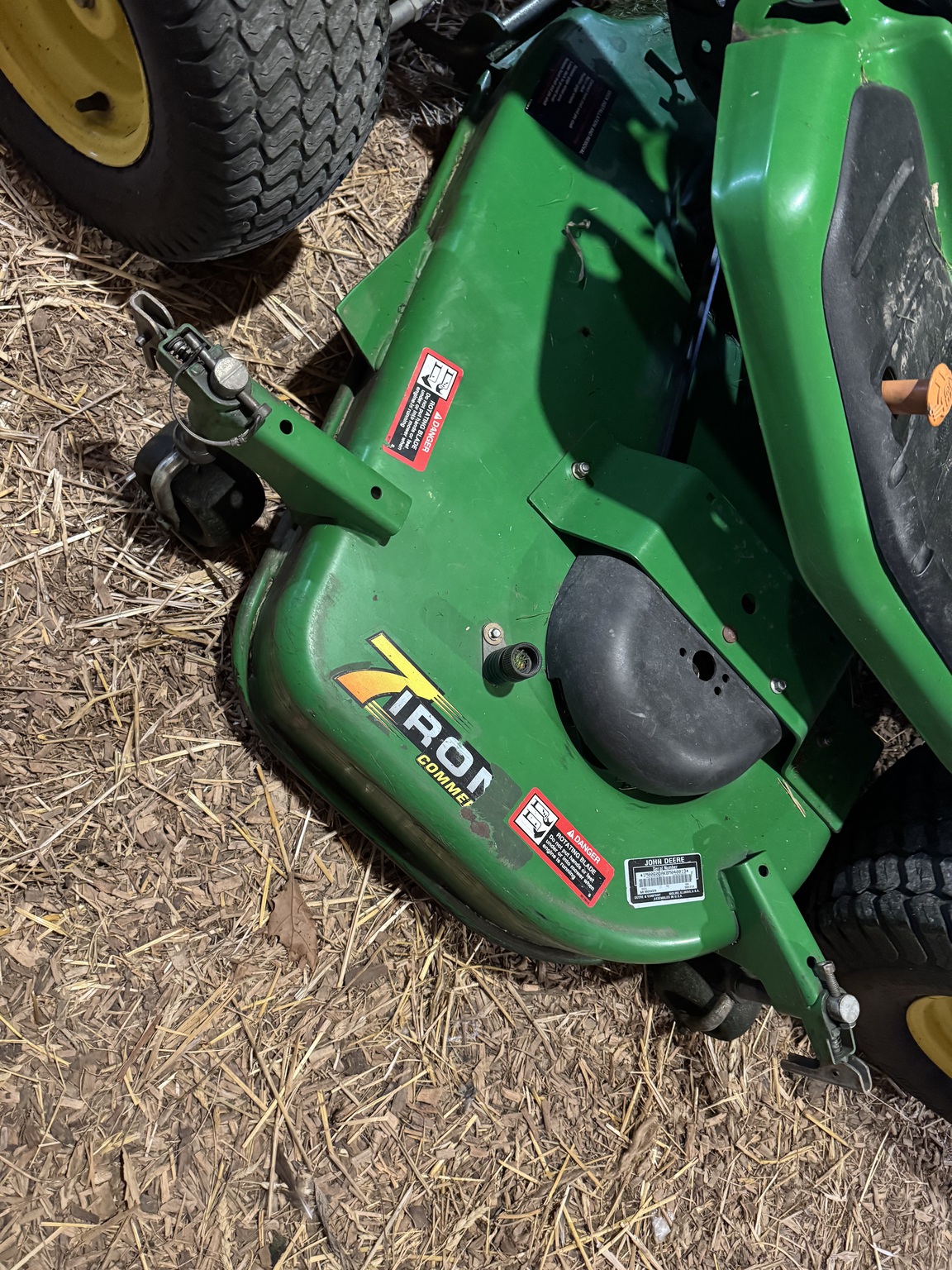 2012 John Deere X720 Image 3