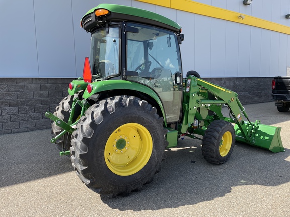  John Deere 4052R