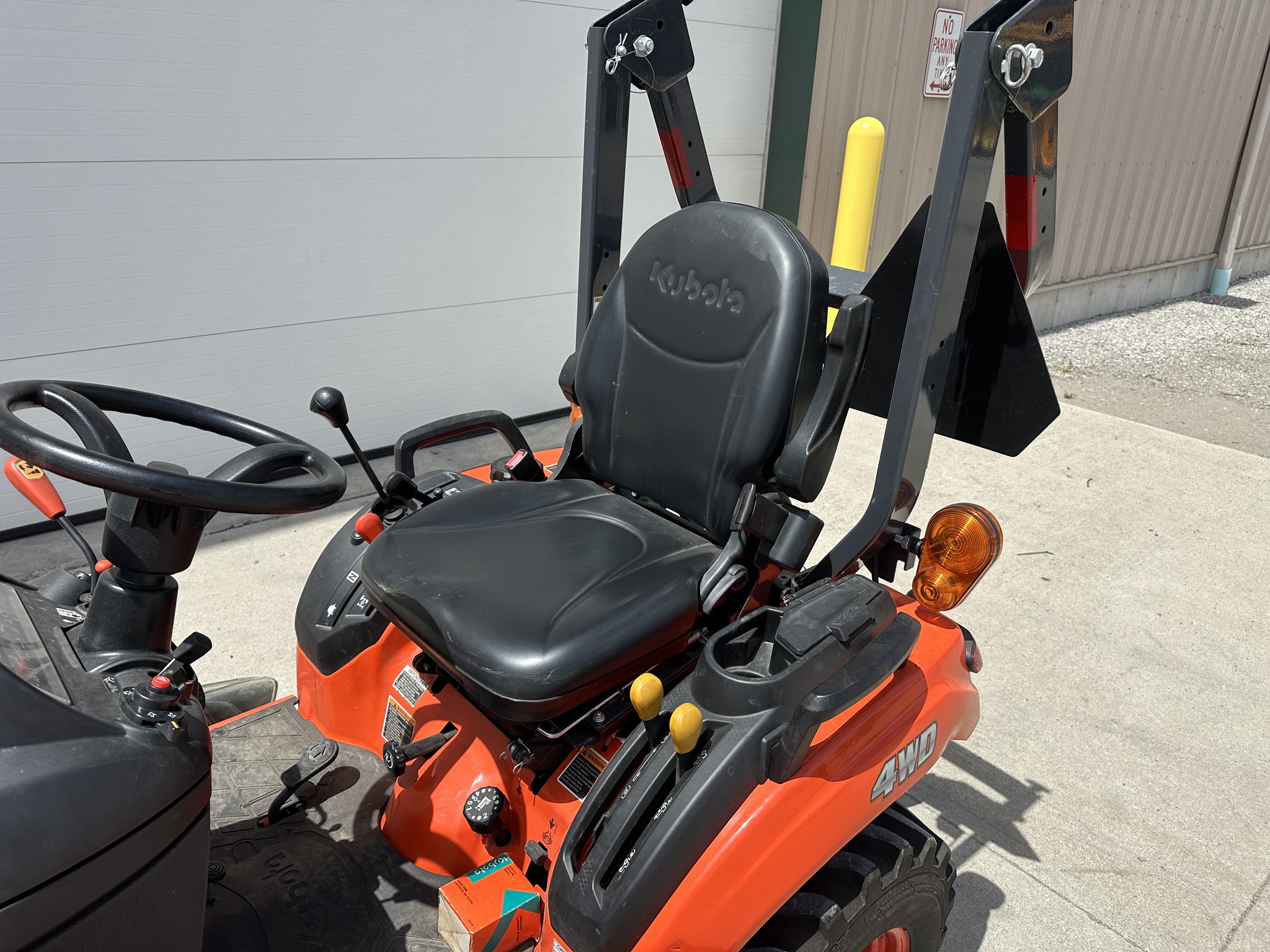 2019 Kubota BX2380 Image 9