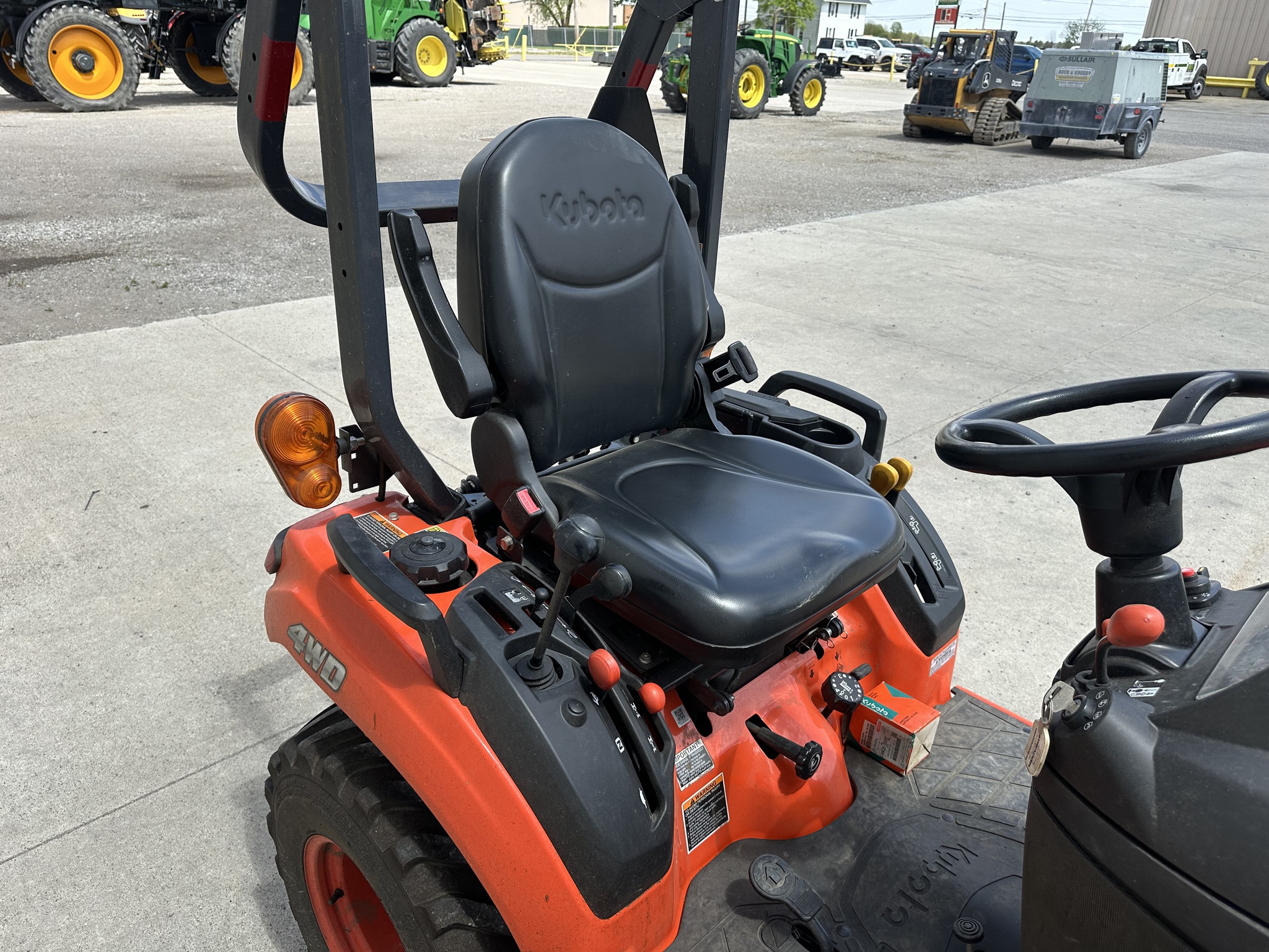 2019 Kubota BX2380 Image 10