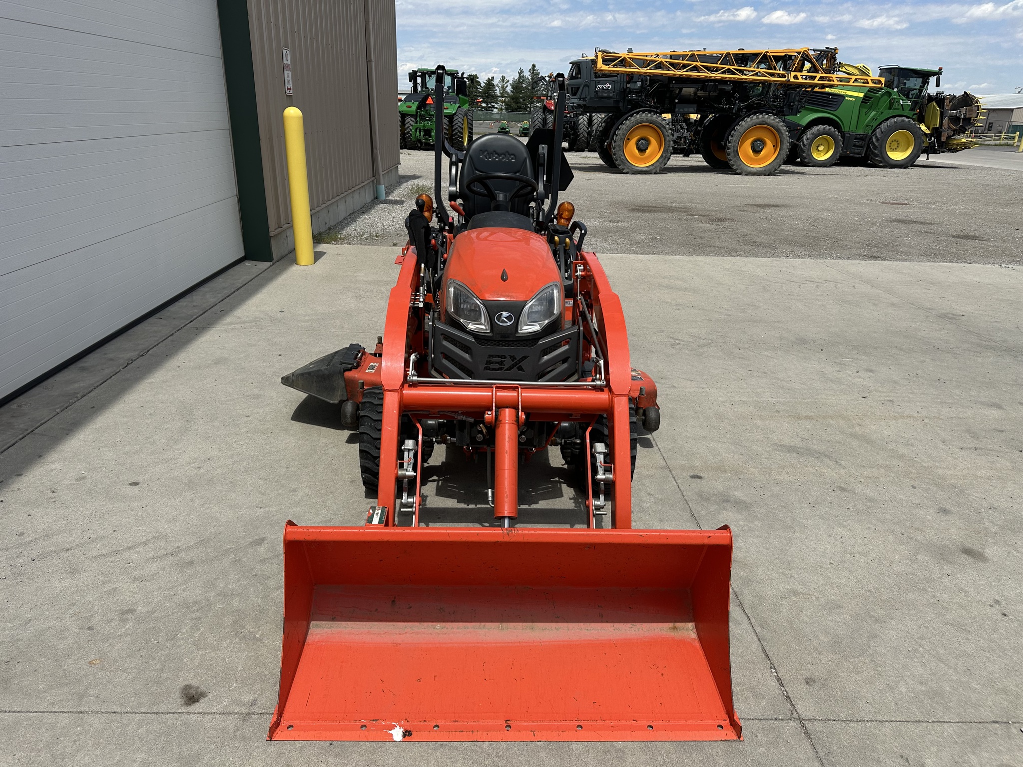 2019 Kubota BX2380 Image 8