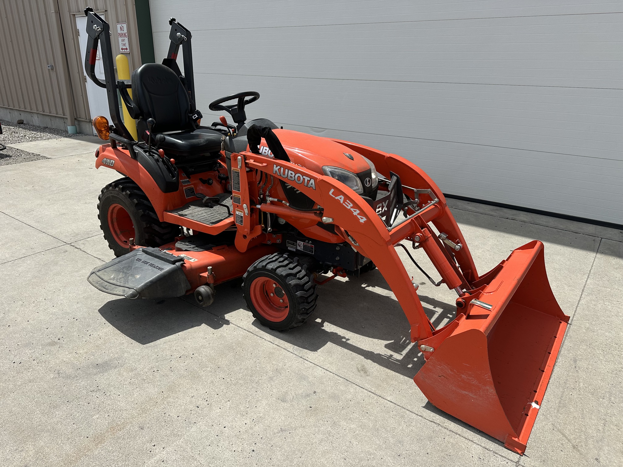 2019 Kubota BX2380 Image 1