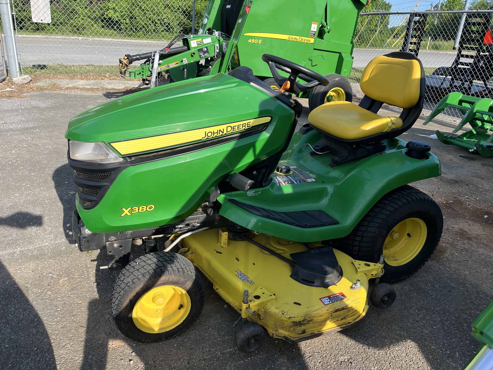 2016 John Deere X380