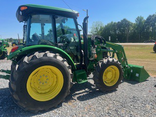 2025 John Deere 5075E Photo 3