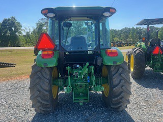 2025 John Deere 5075E Photo 6