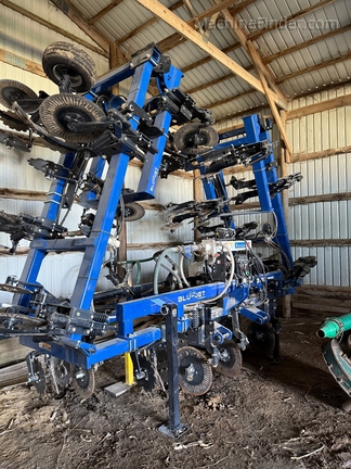 2025 Blu-Jet 3120 | Anhydrous Application | MachineFinder