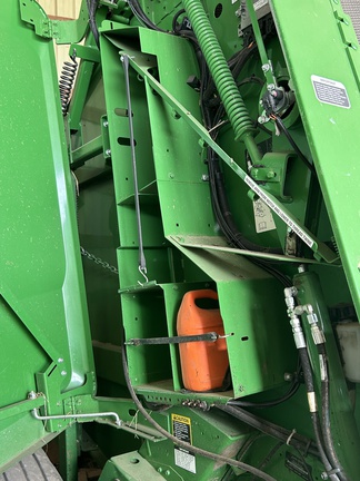 Used 2023 John Deere 560R Round Balers at Horizon Ag & Turf in Westlock, AB - Photo17