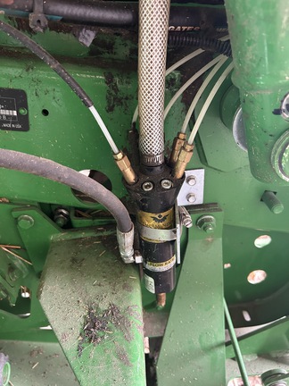 Used 2023 John Deere 560R Round Balers at Horizon Ag & Turf in Westlock, AB - Photo10