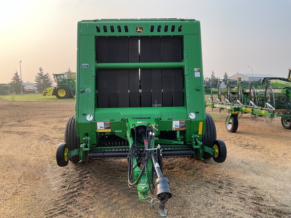 Used 2023 John Deere 560R Round Balers at Horizon Ag & Turf in Westlock, AB - Photo3