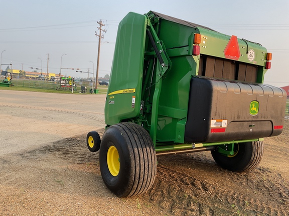 Used 2023 John Deere 560R Round Balers at Horizon Ag & Turf in Westlock, AB - Photo7