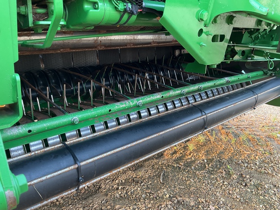 Used 2023 John Deere 560R Round Balers at Horizon Ag & Turf in Westlock, AB - Photo10