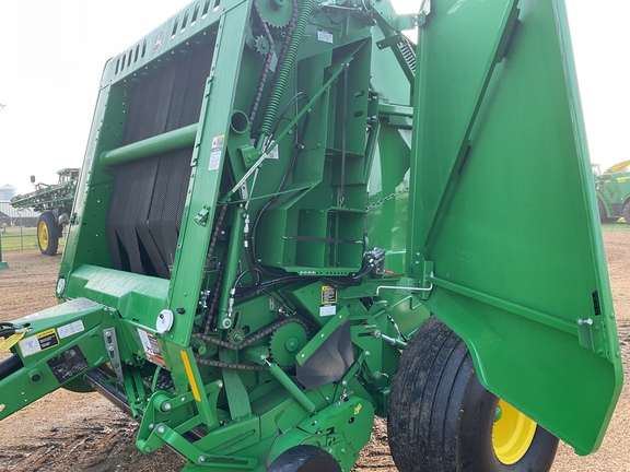 Used 2023 John Deere 560R Round Balers at Horizon Ag & Turf in Westlock, AB - Photo9