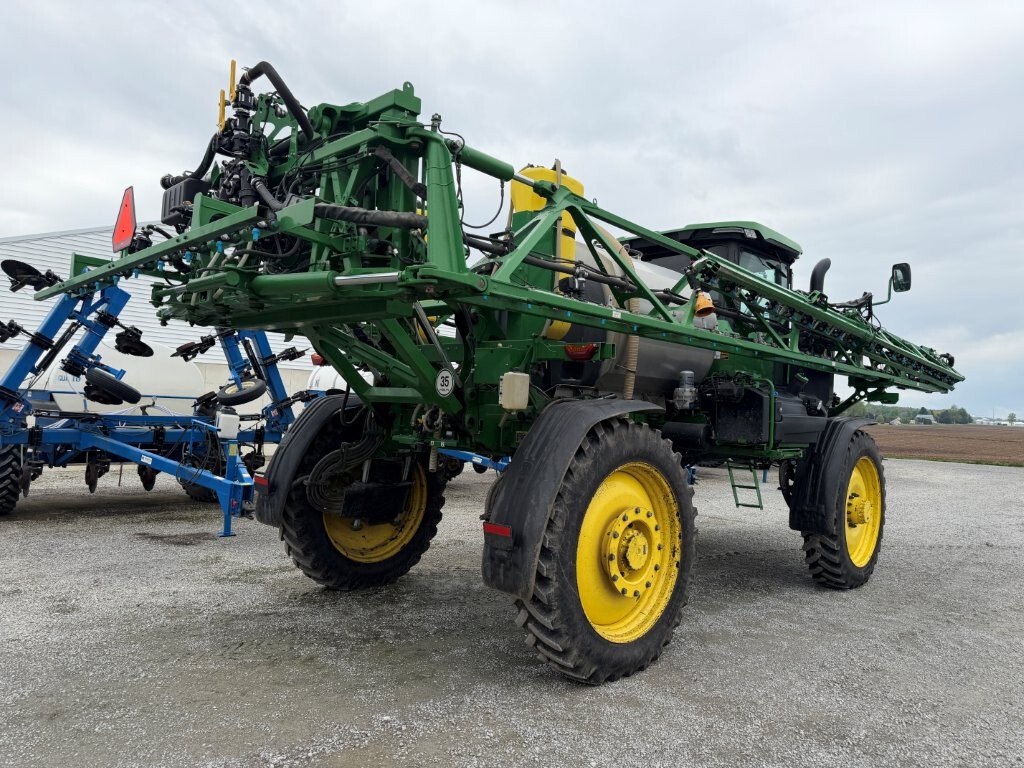2022 John Deere 410R Image 7