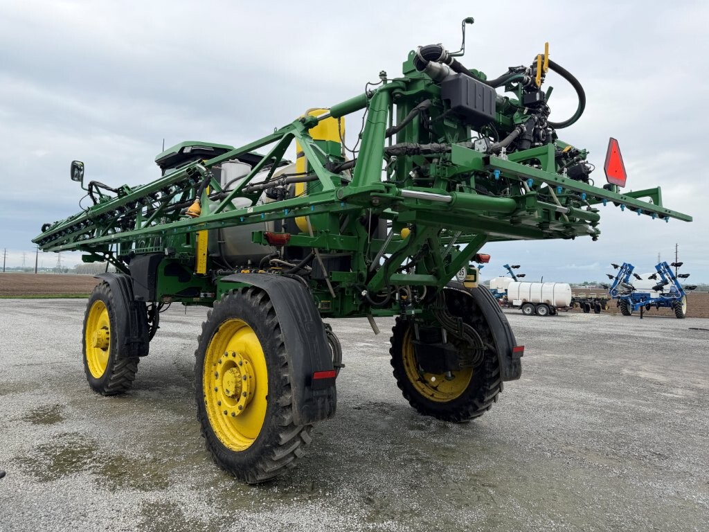 2022 John Deere 410R Image 5