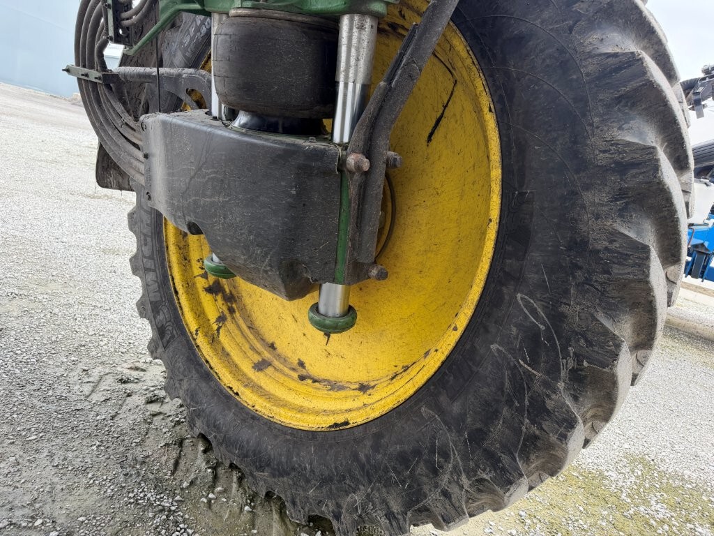2022 John Deere 410R Image 16