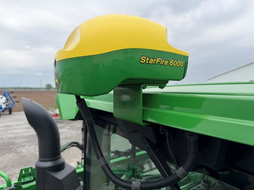 2022 John Deere 410R Image 34