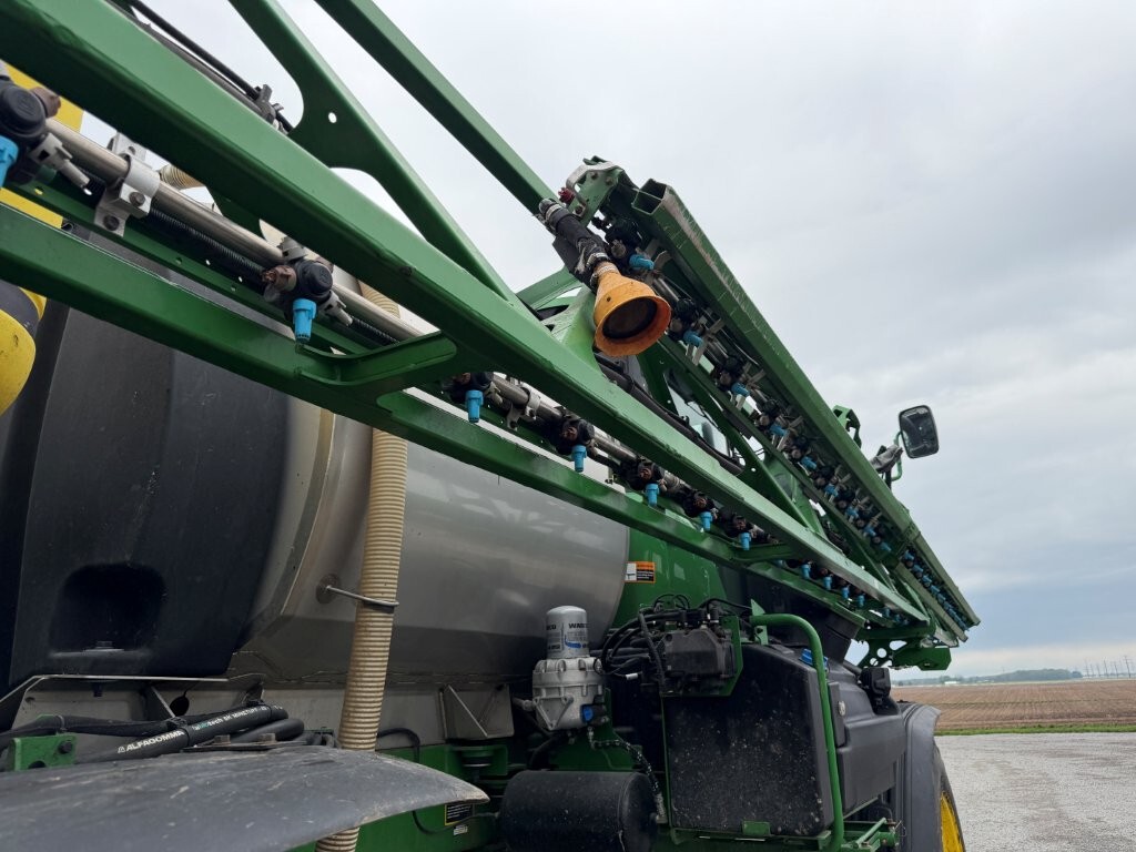 2022 John Deere 410R Image 22