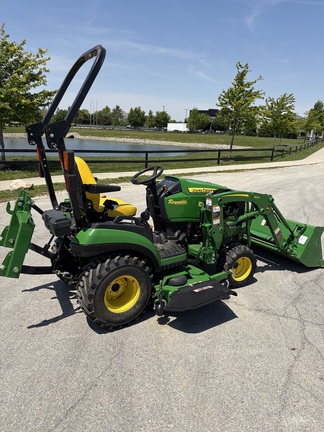 2023 John-Deere 1025R