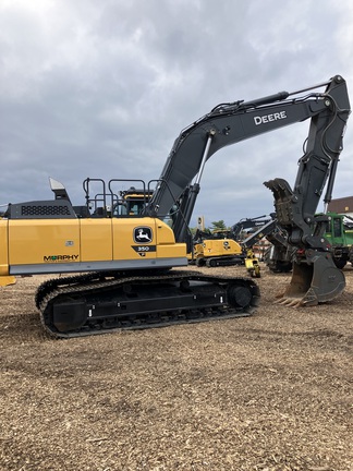 Photo of a 2024 John Deere 350 P