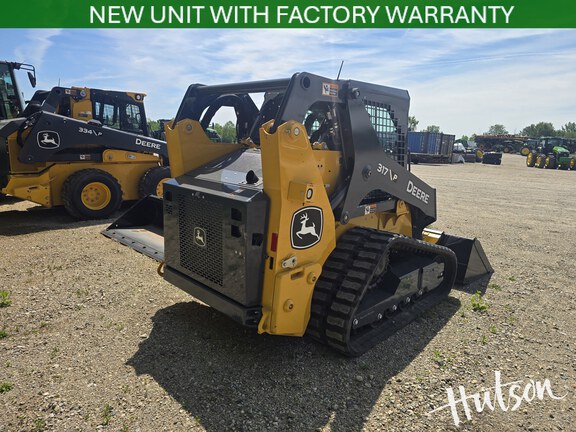 Photo of 2025 John Deere 317 P