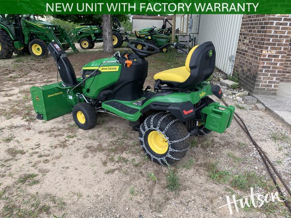 Photo of 2025 John Deere S240